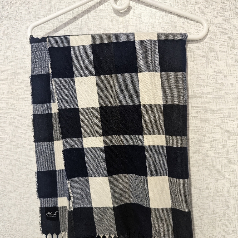 Navy blue black white scarf